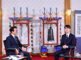 김민석 국무총리, 페이커(이상혁)선수와 ｢총리의 인터뷰｣ 개최 기사 이미지